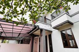 Rumah Modern 3 KT LT 210m2 di Cirendeu Rumah Modern 3 KT LT 210m2 di Cirendeu