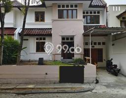 Hunian Elit LB 300m2 Siap Pakai Desain Elegan di Cirendeu, Jakarta Selatan Hunian Elit LB 300m2 Siap Pakai Desain Elegan di Cirendeu, Jakarta Selatan