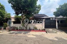 Rumah Eksklusif Dijual LT 240m2 di Cinere, Depok Rumah Eksklusif Dijual LT 240m2 di Cinere, Depok
