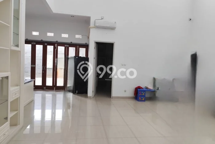 Rumah sewa siap pakai 5 Kamar Tidur di Tanah Mas, Semarang Rumah sewa siap pakai 5 Kamar Tidur di Tanah Mas, Semarang