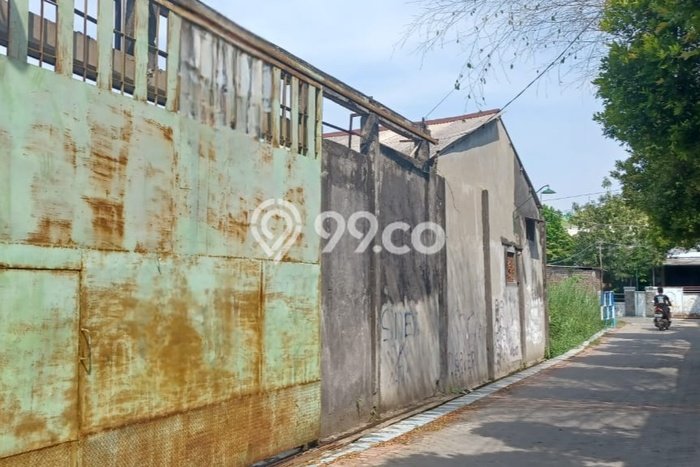 Lokasi Strategis! Dijual Gudang Bisnis di Genuk, Semarang Kondisi Baik Lokasi Strategis! Dijual Gudang Bisnis di Genuk, Semarang Kondisi Baik