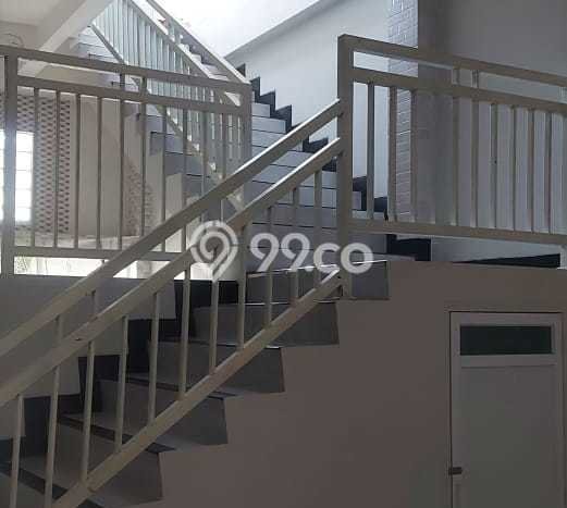 Ready to Use! Premium House LT 231m2 Desain Modern di Tawangmas Ready to Use! Premium House LT 231m2 Desain Modern di Tawangmas