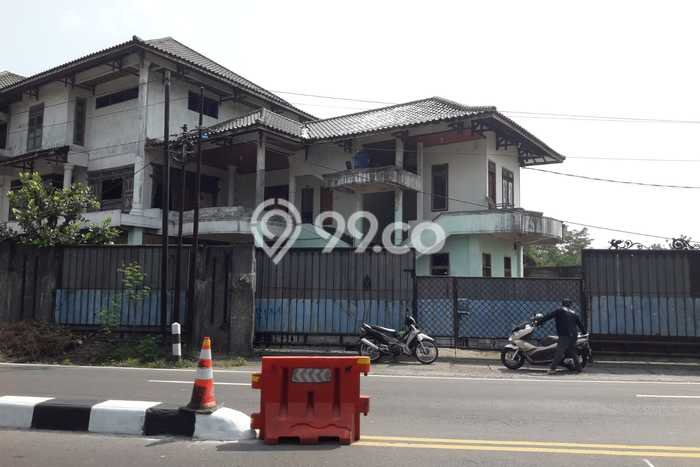 Disewakan Gudang Kawasan Gamping, Luas 1600m², Lokasi Komersial Disewakan Gudang Kawasan Gamping, Luas 1600m², Lokasi Komersial