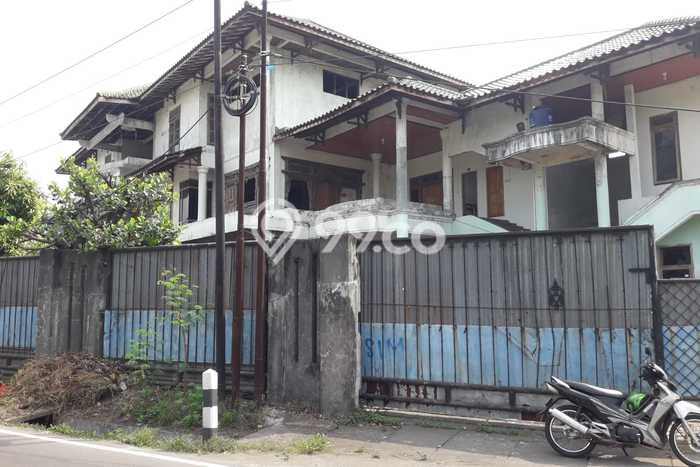 Disewakan Gudang Kawasan Gamping, Luas 1600m², Lokasi Komersial Disewakan Gudang Kawasan Gamping, Luas 1600m², Lokasi Komersial