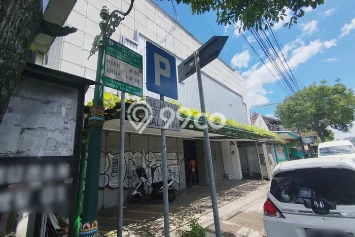 Ruko Disewa di Mergangsan, Yogyakarta, LT 290m2 / LB 350m2 Ruko Disewa di Mergangsan, Yogyakarta, LT 290m2 / LB 350m2