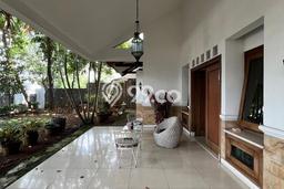 Rumah Elit Modern Tanpa Renovasi di Duren Tiga Jakarta Selatan Rumah Elit Modern Tanpa Renovasi di Duren Tiga Jakarta Selatan