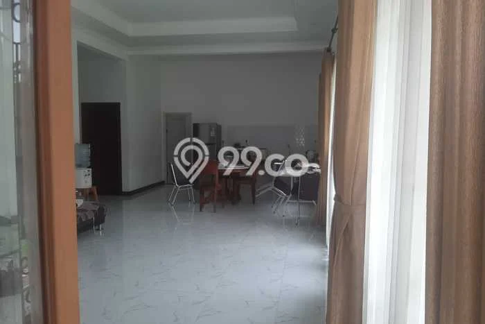 Jual Rumah Strategis Bagus Punya 5 KT di Cibinong Bogor SHM Jual Rumah Strategis Bagus Punya 5 KT di Cibinong Bogor SHM