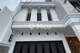Rumah Elit Modern Tanpa Renovasi di Gandaria Jakarta Selatan Rumah Elit Modern Tanpa Renovasi di Gandaria Jakarta Selatan
