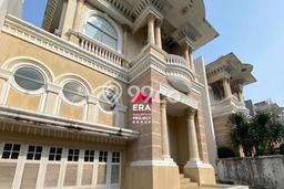 For Sale! Premium House LT 324m2 Desain Elegan di Pantai Indah Kapuk For Sale! Premium House LT 324m2 Desain Elegan di Pantai Indah Kapuk