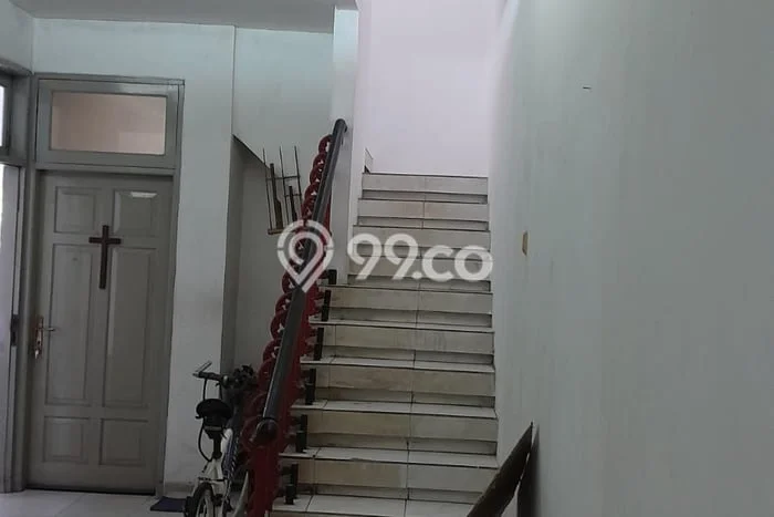 Dijual Rumah Mewah Elegan Dengan View Eksklusif di Kedoya, Jakarta Barat Dijual Rumah Mewah Elegan Dengan View Eksklusif di Kedoya, Jakarta Barat