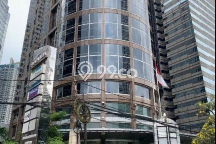Unit Kantor Disewakan di Sudirman di Area Ramai & Strategis Unit Kantor Disewakan di Sudirman di Area Ramai & Strategis