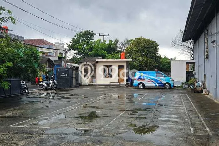 Gudang Dijual di Prime Area Jakarta Barat Luas 1300m2 Gudang Dijual di Prime Area Jakarta Barat Luas 1300m2
