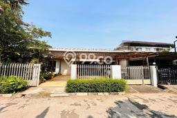 Rumah Terawat di Sukmajaya, Depok, Luas Tanah 480m², Luas Bangunan 184m² Rumah Terawat di Sukmajaya, Depok, Luas Tanah 480m², Luas Bangunan 184m²