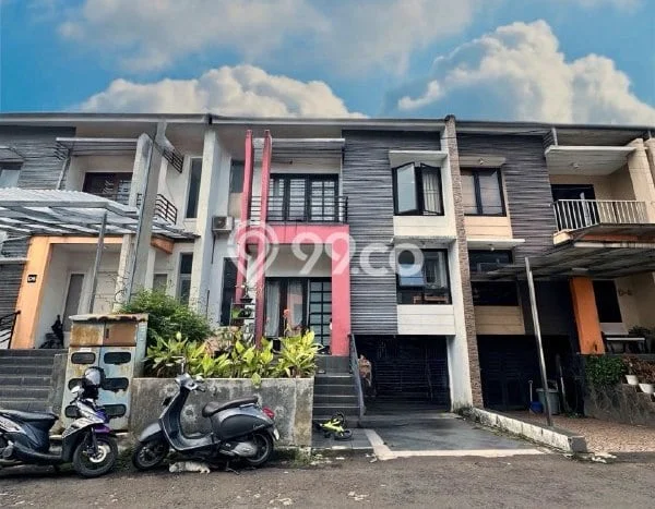 Rumah di Cinere, 3 KT, Area Elite, LT 100m² LB 130m² Rumah di Cinere, 3 KT, Area Elite, LT 100m² LB 130m²