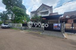 Rumah Mewah LB 250m2 Siap Pakai Desain Elegan di Jatiwaringin, Bekasi Rumah Mewah LB 250m2 Siap Pakai Desain Elegan di Jatiwaringin, Bekasi