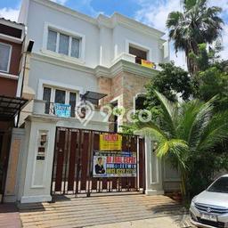 Rumah Strategis Taman Grisenda, Jakarta Utara, Luas 300m² LB 650m² Rumah Strategis Taman Grisenda, Jakarta Utara, Luas 300m² LB 650m²