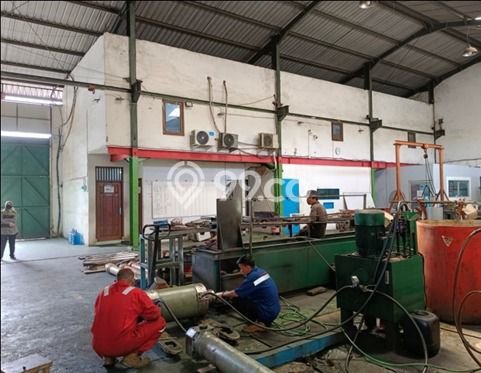 Gudang di , Luas 3500m2m², Mainroad, Lokasi Ramai Gudang di , Luas 3500m2m², Mainroad, Lokasi Ramai