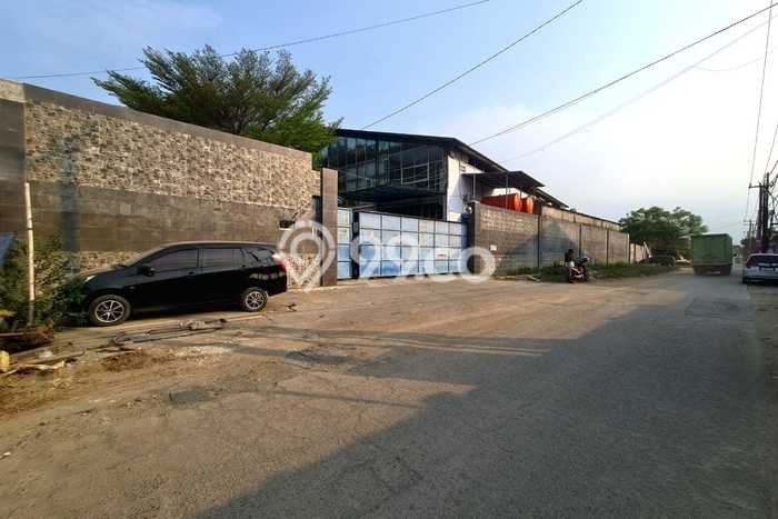 Area Ramai! Pabrik Dijual di Kosambi untuk Bisnis Luas Bangunan 5000m2 Area Ramai! Pabrik Dijual di Kosambi untuk Bisnis Luas Bangunan 5000m2
