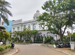 Hunian Impian Modern! Rumah Mewah area , Jakarta Utara, LT 1679m2m² LB 1200m2m² Hunian Impian Modern! Rumah Mewah area , Jakarta Utara, LT 1679m2m² LB 1200m2m²
