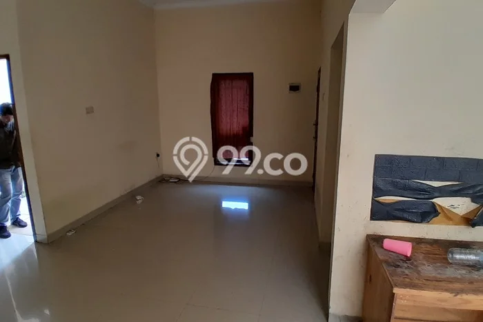 Rumah Luas Asri 3 KT Siap Pakai di Kalimalang Jakarta Timur Rumah Luas Asri 3 KT Siap Pakai di Kalimalang Jakarta Timur