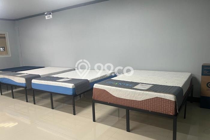 Pabrik Strategis Kawasan Tenjo, Luas 38000m², Jalan Utama, Ramai Pabrik Strategis Kawasan Tenjo, Luas 38000m², Jalan Utama, Ramai