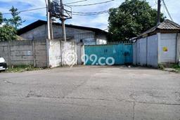 Dijual Pabrik Kawasan Pasar Kemis, Luas 1600m2m², Area Berkembang, Mainroad Dijual Pabrik Kawasan Pasar Kemis, Luas 1600m2m², Area Berkembang, Mainroad