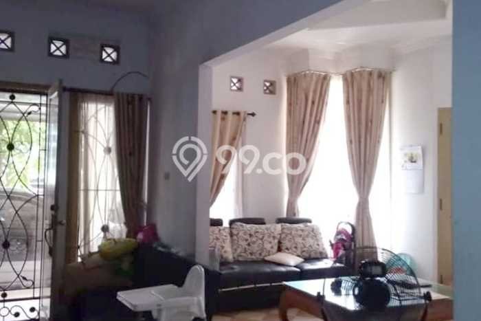 Jual Rumah Luas Megah Dengan View Cantik di Puri Indah, Jakarta Barat Jual Rumah Luas Megah Dengan View Cantik di Puri Indah, Jakarta Barat