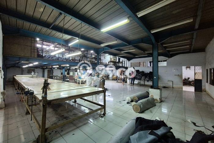 Dijual! Gudang di Kalideres Jakarta Barat LT 376m2 / LB 258m2 Kawasan Strategis Dijual! Gudang di Kalideres Jakarta Barat LT 376m2 / LB 258m2 Kawasan Strategis