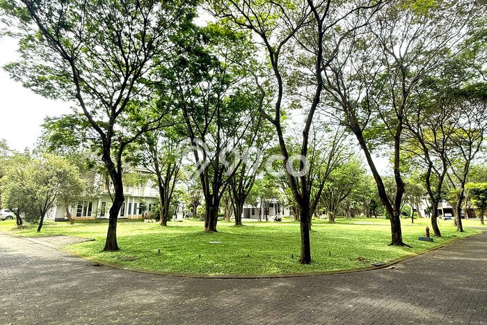 LOKASI PREMIUM! Tanah di , Luas 263m2m², Ideal untuk Investasi LOKASI PREMIUM! Tanah di , Luas 263m2m², Ideal untuk Investasi
