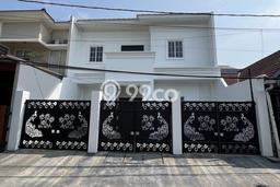Kesempatan Memiliki Rumah LT 135m² / LB 230m² di Serpong Villa Melati Mas, Dekat Pusat Kota, Tangerang Selatan Kesempatan Memiliki Rumah LT 135m² / LB 230m² di Serpong Villa Melati Mas, Dekat Pusat Kota, Tangerang Selatan