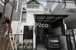 Dijual Hunian Rumah Terawat 3 KT di BSD Nusaloka, Tangerang Dijual Hunian Rumah Terawat 3 KT di BSD Nusaloka, Tangerang