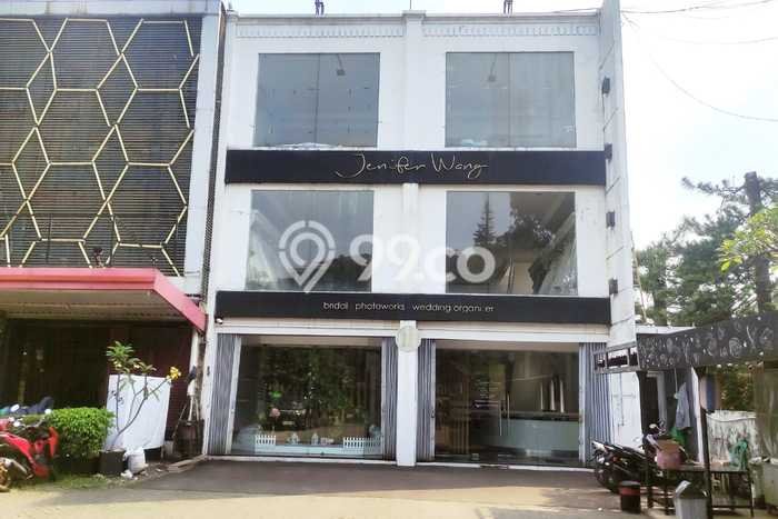 HARGA SPESIAL! Ruko Kawasan , Luas 540m2m², Area Strategis HARGA SPESIAL! Ruko Kawasan , Luas 540m2m², Area Strategis