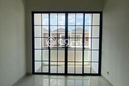 SPECIAL PRICE! Rumah di Green Lake City, 4 KM, Dekat Fasilitas Umum, LT 90m² LB 127m² SPECIAL PRICE! Rumah di Green Lake City, 4 KM, Dekat Fasilitas Umum, LT 90m² LB 127m²