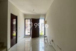 PREMIUM CHOICE! Rumah kawasan Green Lake City, 4 KT, Area Asri, Luas 90m² LB 127m² PREMIUM CHOICE! Rumah kawasan Green Lake City, 4 KT, Area Asri, Luas 90m² LB 127m²