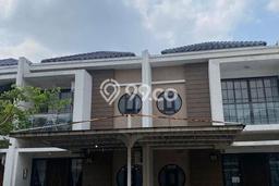 EXCLUSIVE OFFER! Rumah di Green Lake City, 4 KT, Lingkungan Elite, Luas 90m² LB 127m² EXCLUSIVE OFFER! Rumah di Green Lake City, 4 KT, Lingkungan Elite, Luas 90m² LB 127m²