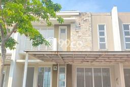 Rumah Tenang di Green Lake City, 3 KT, Luas 120m² Bangunan 126m² Rumah Tenang di Green Lake City, 3 KT, Luas 120m² Bangunan 126m²