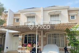 Rumah Asri area Green Lake City, 3 KT, Lingkungan Tenang, Luas 120m² LB 126m² Rumah Asri area Green Lake City, 3 KT, Lingkungan Tenang, Luas 120m² LB 126m²