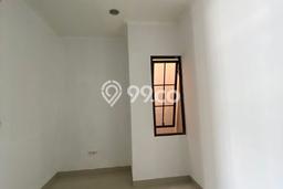 SPECIAL OFFER! Rumah di Green Lake City, 2 KM, Lingkungan Strategis, LT 48m² LB 76m² SPECIAL OFFER! Rumah di Green Lake City, 2 KM, Lingkungan Strategis, LT 48m² LB 76m²