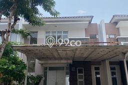 BEST CHOICE! Rumah kawasan Green Lake City, 3 KT, Dekat Mall, Luas 144m² Bangunan 147m² BEST CHOICE! Rumah kawasan Green Lake City, 3 KT, Dekat Mall, Luas 144m² Bangunan 147m²