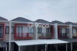 Rumah Strategis di Green Lake City, 3 KT, Lingkungan Tenang, Luas 90m² LB 100m² Rumah Strategis di Green Lake City, 3 KT, Lingkungan Tenang, Luas 90m² LB 100m²
