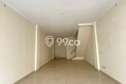 Ruko di Green Lake City, Luas 286m², Lokasi Premium, Siap Usaha Ruko di Green Lake City, Luas 286m², Lokasi Premium, Siap Usaha