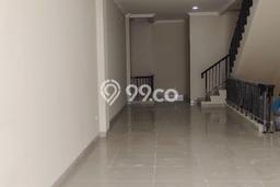 Ruko For Rent Kawasan Green Lake City, Luas 286m², Lokasi Strategis, Siap Usaha Ruko For Rent Kawasan Green Lake City, Luas 286m², Lokasi Strategis, Siap Usaha