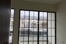 Lokasi strategis! Rumah siap huni disewakan di Cengkareng LB 76m2 Lokasi strategis! Rumah siap huni disewakan di Cengkareng LB 76m2