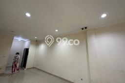 Dijual Ruko Kawasan Strategis Kawasan Green Lake City, Luas 286m², Jalan Utama Dijual Ruko Kawasan Strategis Kawasan Green Lake City, Luas 286m², Jalan Utama