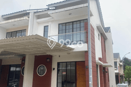 Rumah Sewa Jakarta Barat LT 90m2 LB 100m2 Kawasan Green Lake City Rumah Sewa Jakarta Barat LT 90m2 LB 100m2 Kawasan Green Lake City