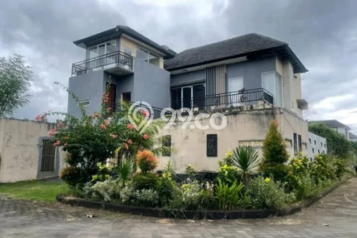 Hunian Mewah LB 200m2 Siap Pakai Desain Elegan di Kutuh, Badung Hunian Mewah LB 200m2 Siap Pakai Desain Elegan di Kutuh, Badung