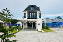 Dijual Rumah Eksklusif 5 KT di Tanjung Bunga, Makassar Dijual Rumah Eksklusif 5 KT di Tanjung Bunga, Makassar