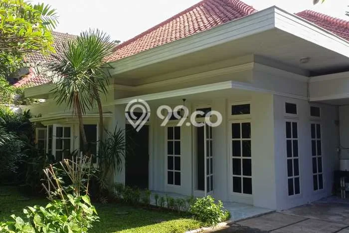 Hunian Strategis Dikontrakkan 3 Kamar di Menteng Bisa Nego Hunian Strategis Dikontrakkan 3 Kamar di Menteng Bisa Nego