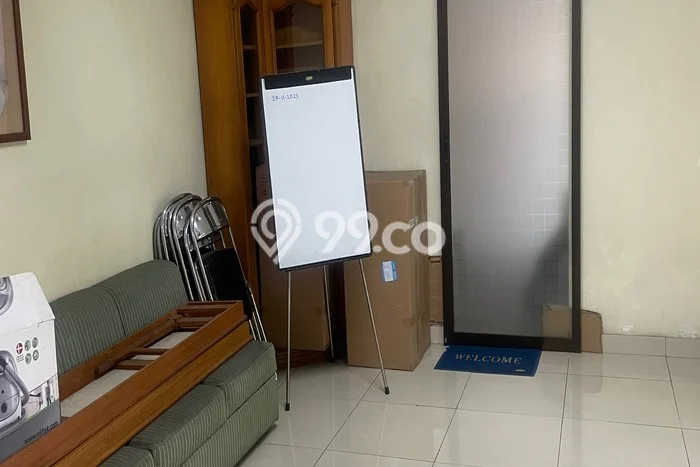 Rumah Luxury Modern Tanpa Renovasi di Angke Jakarta Barat Rumah Luxury Modern Tanpa Renovasi di Angke Jakarta Barat