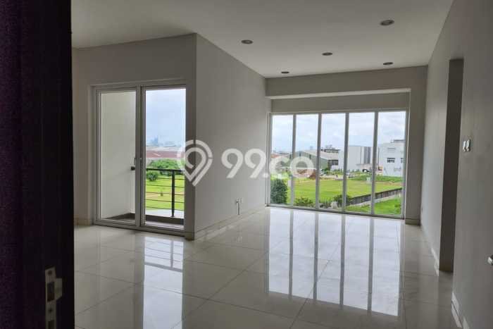Rumah Nyaman 5 KT LB 550m2 Kondisi Bagus di Pantai Indah Kapuk Rumah Nyaman 5 KT LB 550m2 Kondisi Bagus di Pantai Indah Kapuk